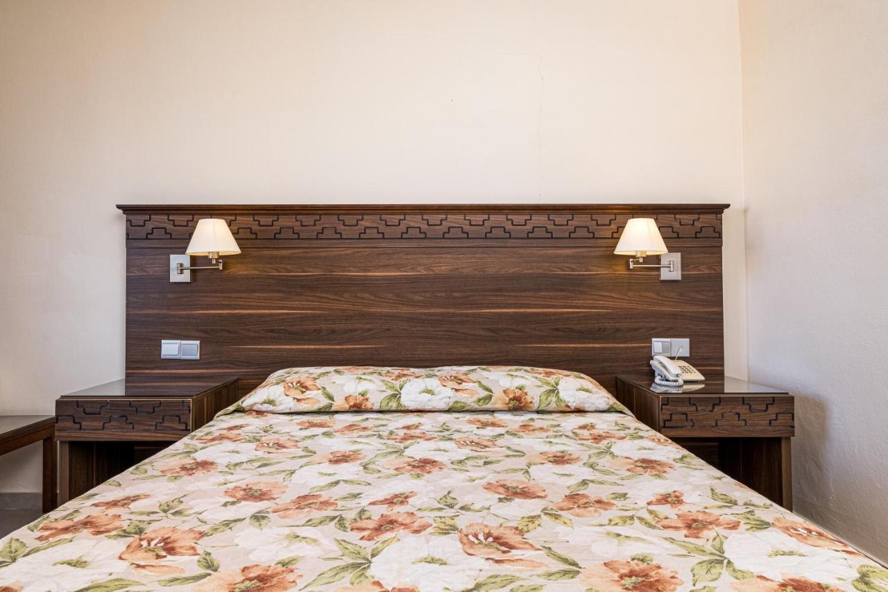 Anais Bay Hotel 普罗塔拉斯 外观 照片