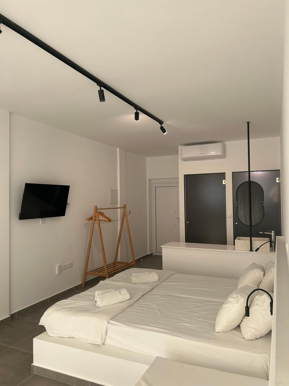 Anais Bay Hotel 普罗塔拉斯 外观 照片
