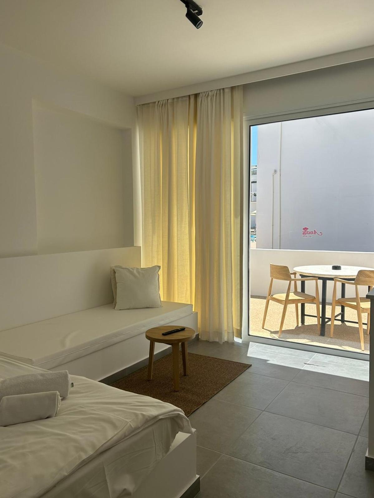 Anais Bay Hotel 普罗塔拉斯 外观 照片